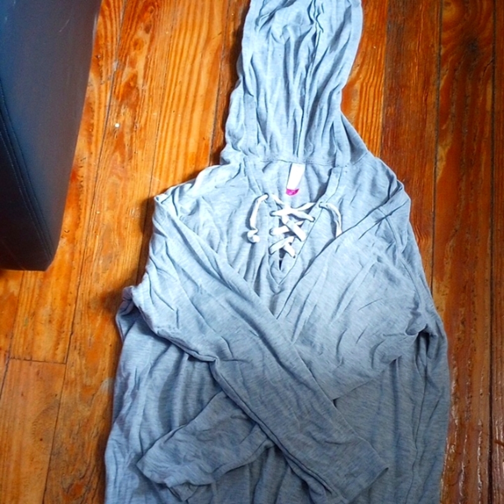 Thin pull over hoodie